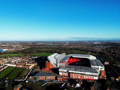 ملعبا "أنفيلد" و"غوديسون بارك" وتتوسّطهما حديقة "ستانلي بارك" - 13 ديسمبر 2025 - Reuters