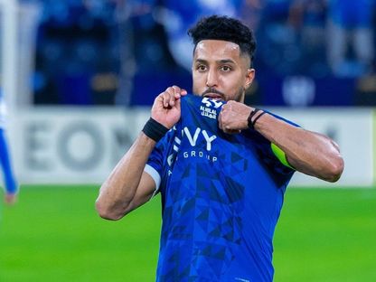 سالم الدوسري يصنع ويسجل أمام الشباب 21-4-2025 - Hilal/x