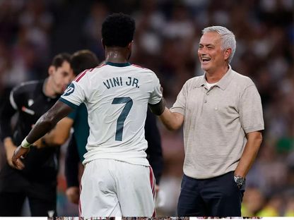 مورينيو يشرح كيف أصلح علاقة فينيسيوس بجمهور ريال مدريد