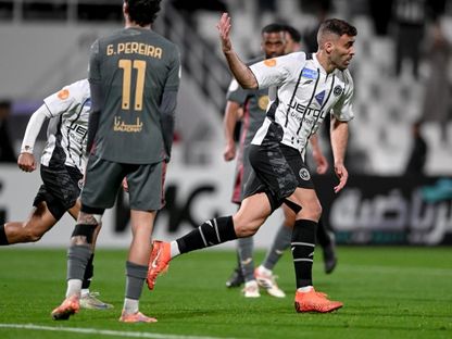 عبد الرزاق حمد الله مهاجم الشباب يحتفل بهدفه أمام الريان في دوري أبطال الخليج - 23 ديسمبر 2025 - x@AlShababSaudiFC