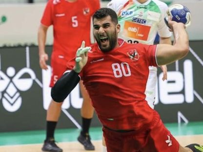 أحمد عادل لاعب دائرة فريق اليد بالنادي الأهلي المصري - x/ahlysc