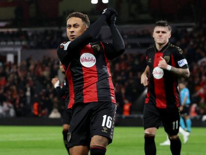 الجناح الإنجليزي ماركوس تافيرنير يحتفل بتسجيل هدف لبورنموث أمام ميلان في الدوري الأوروبي - 22 أكتوبر 2026 - afcbournemouth/x