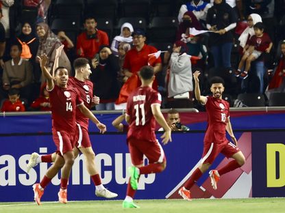 لاعبو منتخب قطر يحتفلون بهدف في شباك  إندونيسيا بكأس آسيا تحت 23 عاماً - 15 أبريل 2024 - X/QFA
