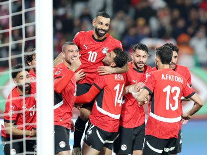 فرحة محمد صلاح مع زملائه بهدفه في مرمى كوت ديفوار في ربع نهائي كأس أمم إفريقيا 2025 - 10 يناير 2026 - Cafonline.com