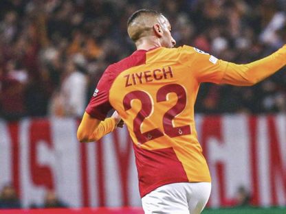 حكيم زياش يتألق أمام مانشستر يونايتد في دوري أبطال أوروبا بتسجيل هدفين وصناعة هدف - Galatasray/x