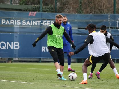 لاعبو باريس سان جيرمان في حصة تدريبية - 10 فبراير 2023 - TWITTER/@PSG_inside