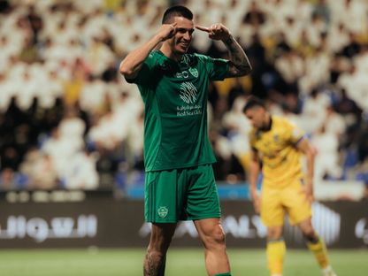 روجر إيبانيز مدافع الأهلي يحتفل بهدفه أمام التعاون بدوري روشن السعودي - 11 مايو 2026 - x@ALAHLI_FC