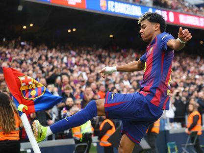 لامين يامال مهاجم برشلونة يحتفل بهدفه أمام فياريال بالدوري الإسباني - 28 فبراير 2026 - Reuters