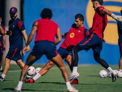نجم برشلونة الجديد رودري في تدريبات النادي الكتالوني استعداداً لمواجهة أتلتيك بلباو في الدوري الإسباني - 26 أغسطس 2026 - X/@FCBarcelona
