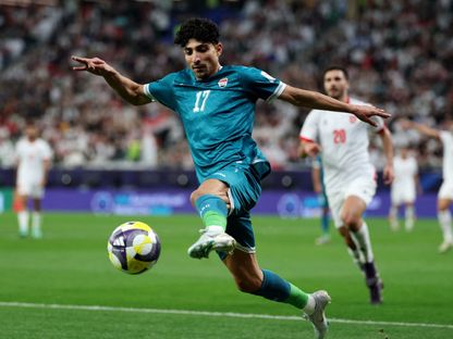 علي جاسم لاعب العراق خلال مواجهة الأردن بربع نهائي كأس العرب في قطر - 12 ديسمبر 2025 - Reuters