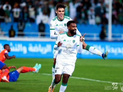 فراس البريكان مهاجم الأهلي السعودي يحتفل بهدفه في شباك الفيحاء - 14 ديسمبر 2023 - X/ALAHLI_FC