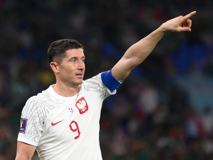 لاعب منتخب بولندا روبرت ليفاندوفسكي يقود منتخب بلاده إلى ثمن نهائي كأس العالم - قطر 2022  - Getty 
