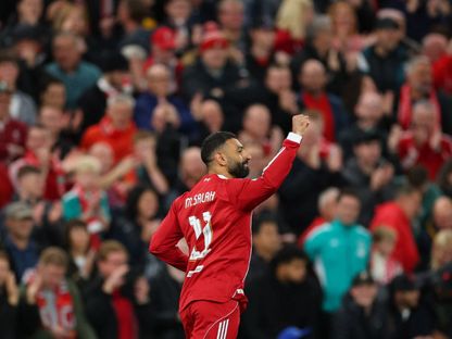 احتفال محمد صلاح نجم ليفربول بتسجيل هدف في مرمى أتلتيكو مدريد بدوري أبطال أوروبا - 17 سبتمبر 2025 - Reuters