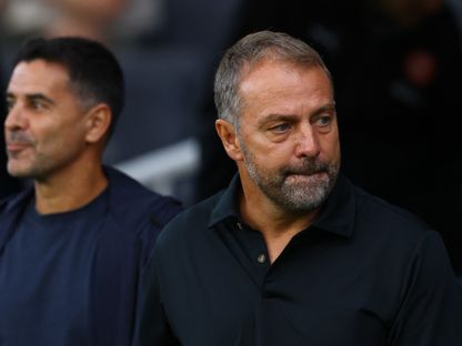 هانزي فليك مدرب برشلونة خلال لقاء جيرونا بالدوري الإسباني - 18 أكتوبر 2025 - Reuters