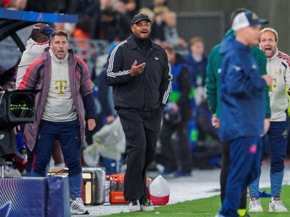 مدرب بايرن ميونيخ فينسنت كومباني خلال مباراة ضد فايكينغ في دوري أبطال أوروبا - 13 أكتوبر 2026 - via REUTERS
