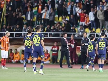 انسحاب لاعبي فنربخشة أمام غلطة سراي في نهائي كأس السوبر التركي - 07 أبريل 2024 - Anadolu via AFP