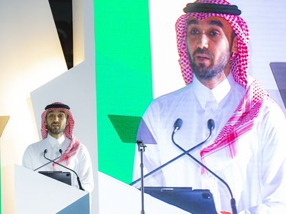 وزير الرياضة السعودي الأمير عبد العزيز بن تركي الفيصل خلال مؤتمر صحافي لإعلان تخصيص الأندية الرياضية - 5 يونيو 2023  - Twitter/@gsaksa
