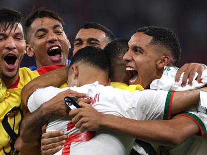 فرحة لاعبي منتخب المغرب بعد التأهل إلى ثمن نهائي كأس العالم قطر 2022  - Getty
