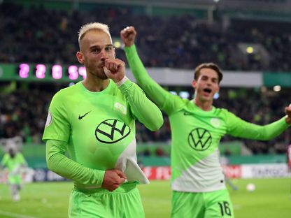 فاكلاف سيرني لاعب فولفسبورغ يحتفل بعد تسجيله هدفاً في لايبزيغ - 31 أكتوبر 2023 - X/VfLWolfsburg