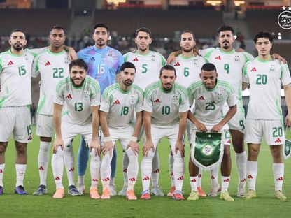الجزائر تفوز ودياً على زيمبابوي بثلاثية قبل مواجهة السعودية