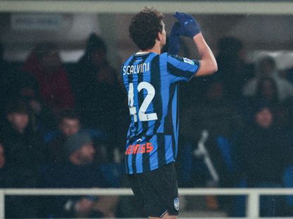 جيورجيو سكالفيني يحتفل بهدف تقدم أتالانتا أمام روما في الدوري الإيطالي - 3 يناير 2026 - Atalanta_BC/x