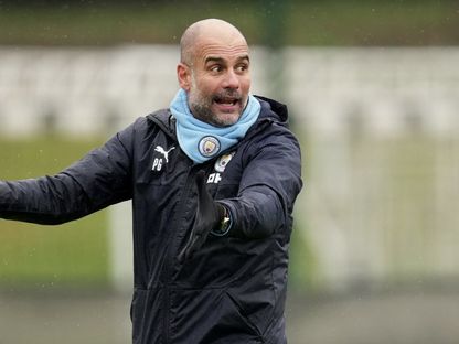 مدرب مانشستر سيتي بيب جوارديولا في التدريبات - Getty