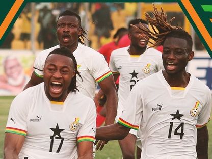 لاعبو منتخب غانا يحتفلون بتسجيل هدف في مرمى أنغولا بتصفيات كأس أمم إفريقيا - 23 مارس 2022  - x/GhanaBlackstars