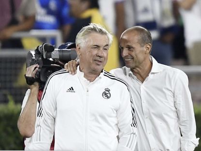 كارلو أنشيلوتي وأليغري في مباراة ريال مدريد ويوفنتوس صيف 2022 - Reuters