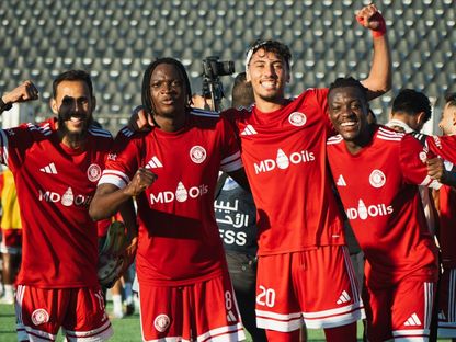 لاعبون من نادي السويحلي يحتفلون بالتأهل لنهائي الدوري الليبي على حساب أهلي طرابلس - 24 مايو 2026 - F/@نادي السويحلي الرياضي