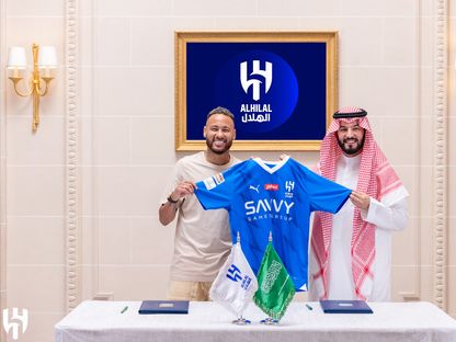 لاعب نادي الهلال نيمار بعد التوقيع مع النادي حتى 2025 - 15 أغسطس 2023 - twitter/Alhilal_FC