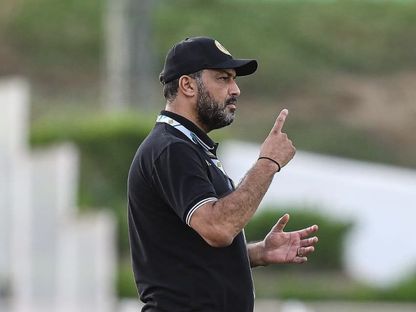 مدرب الترجي الرياضي معين الشعباني أثناء مباراة النادي الصفاقسي بكأس الملك سلمان للأندية العربية - 2 أغسطس 2023  - Twitter/UAFAAC