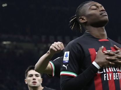 رافائيل لياو يقلد احتفال كريستيانو رونالدو بعد تسجيل هدف لميلان امام فيورنتينا في الدوري الايطالي 13-11-2022 - Getty