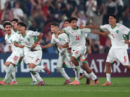 فرحة لاعبي المغرب بالفوز على أميركا والتأهل لثمن نهائي مونديال الناشئين تحت 17 عاماً - 14 نوفمبر 2025 - @fifa