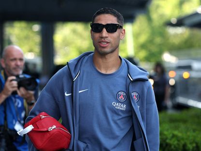 أشرف حكيمي قبل مباراة باريس سان جيرمان وإنتر ميامي في كأس العالم للأندية - 29 يونيو 2025 - Reuters