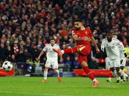 محمد صلاح هداف ليفربول يهدر ركلة جزاء أمام ريال مدريد - 27 نوفمبر 2024 - Reuters