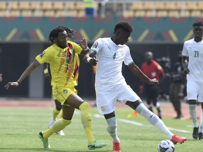 مباراة السنغال وزيمبابوي في كأس الأمم الإفريقية بالكاميرون. 10 يناير 2022. - twitter/@CAF_Online