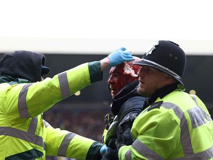 كأس إنجلترا: صدامات عنيفة خلال ديربي وست بروميتش وولفرهامبتون 