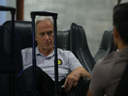 جورجي جيسوس أثناء سفر النصر إلى هونغ كونغ للمشاركة في كأس السوبر السعودي - 13 أغسطس 2025 - X/AlNassrFC