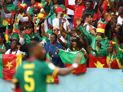 جمهور منتخب الكاميرون لكرة القدم - Reuters