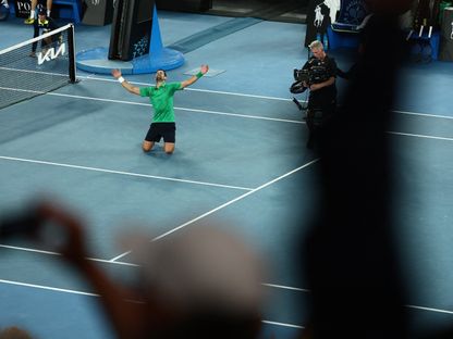 نوفاك دجوكوفيتش يحتفل بالوصول إلى نهائي أستراليا المفتوحة - 30 يناير 2026 - Reuters