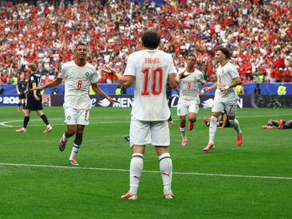 براهيم دياز لاعب المغرب يحتفل مع عز الدين أوناحي ضد كندا - 4 يوليو 2026 - Reuters