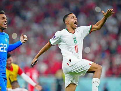 عبد الحميد الصابيري يحتفل بعد فوز المغرب على كندا في كأس العالم - 1 ديسمبر 2022 - reuters