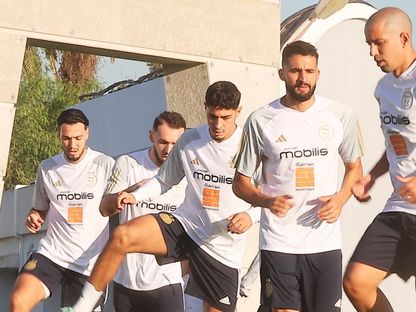 لاعبو المنتخب الجزائري خلال حصة تدريبية استعداداً لمباراة الصومال - 14 نوفمبر 2023 - X@LesVerts