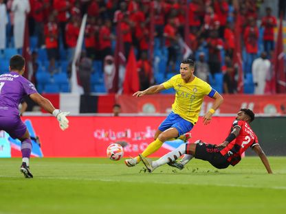 النجم البرتغالي كريستيانو رونالدو قائد النصر في محاولة خطيرة على مرمى الرائد - 16 سبتمبر 2023 - twitter/AlNassrFC