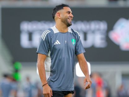 شاهد.. السوبر محرز يقود الأهلي لاكتساح الفيحاء بخماسية