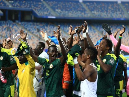 فرحة لاعبي منتخب السنغال بتأهلهم إلى نصف نهائي كأس إفريقيا تحت 20 عاماً - 02 مارس 2023 - twitter/@CAF_Online