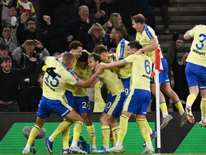 لاعبو ساوثهامبتون يحتفلون بالتقدم على أرسنال في ربع نهائي كأس الاتحاد الإنجليزي - 4 أبريل 2026 - Reuters