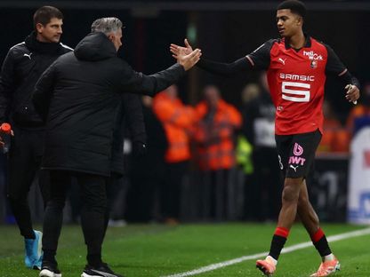 المغربي عبد الحميد آيت بودلال خلال مباراة رين وموناكو في الدوري الفرنسي - 22 نوفمبر 2025 - reuters