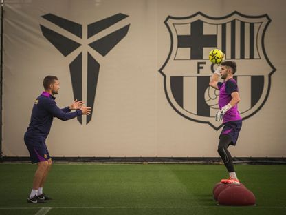 جوان غارسيا خلال تدريب لبرشلونة - 14 نوفمبر 2025 - @FCBarcelona