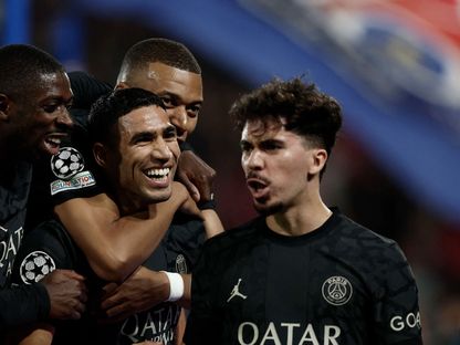 أشرف حكيمي يُهدف في فريقه السابق بوروسيا دورتموند 19-9-2023 - Reuters